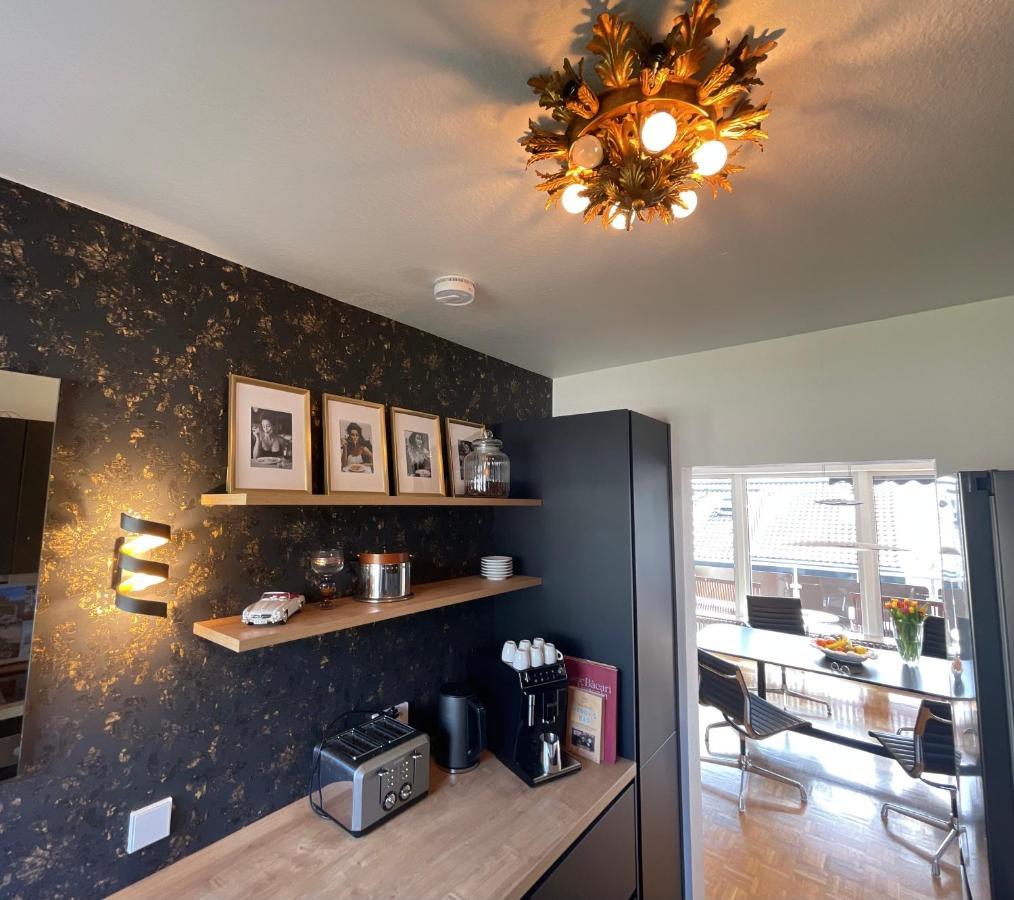 Appartement Region Esslingen - Naehe Messe - Flughafen - Stuttgart - Wohnen Und Arbeiten Auf Zeit In 120M2 Wohlfuehlatmosphaere - Ab 3 Uebernachtungen - Geeignet Fuer 4 Pers Incl Kinder - Beistellbett Moeglich - Kinder Und Tiere Willkommen - Garage F Altbach エクステリア 写真