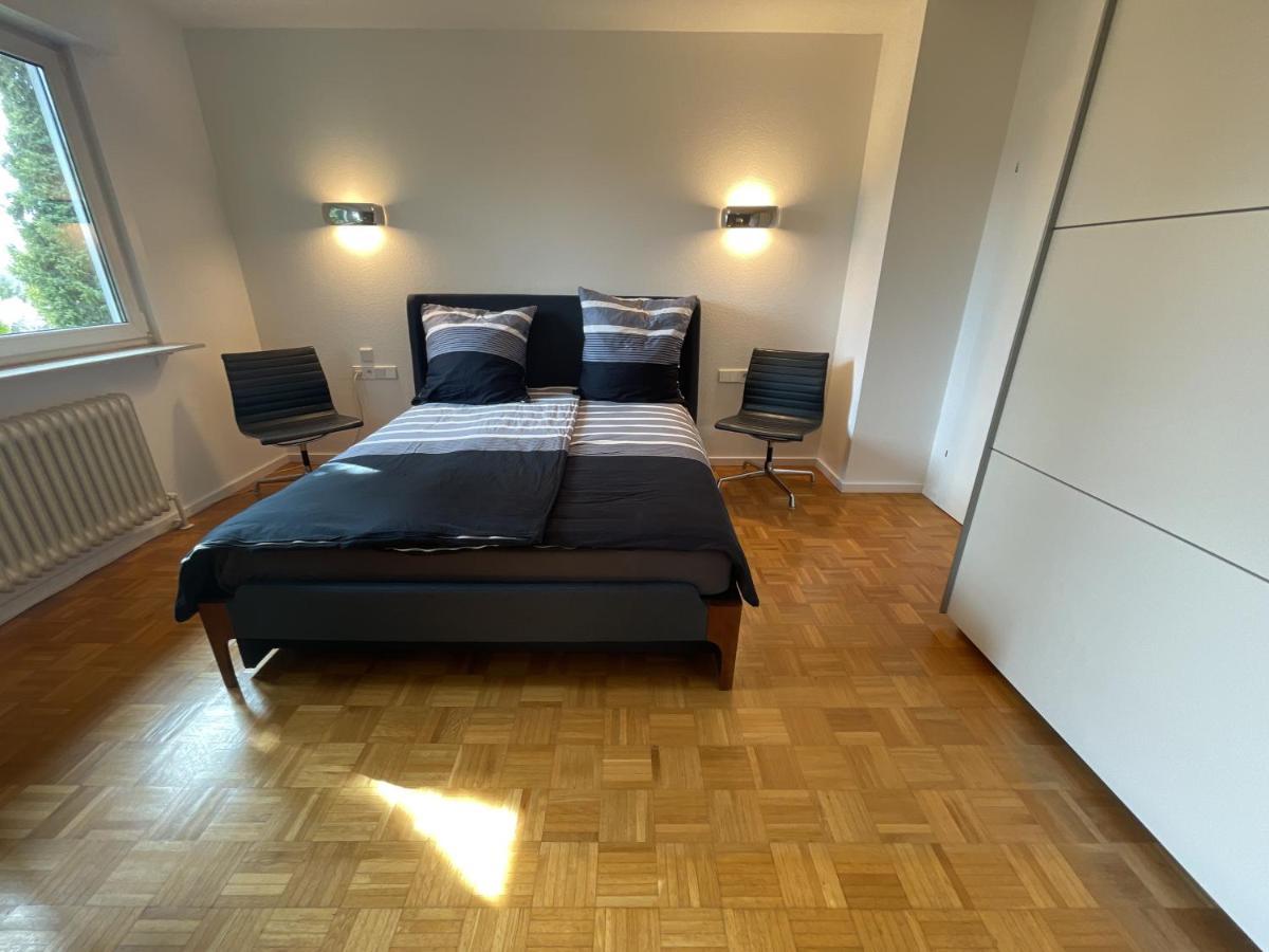 Appartement Region Esslingen - Naehe Messe - Flughafen - Stuttgart - Wohnen Und Arbeiten Auf Zeit In 120M2 Wohlfuehlatmosphaere - Ab 3 Uebernachtungen - Geeignet Fuer 4 Pers Incl Kinder - Beistellbett Moeglich - Kinder Und Tiere Willkommen - Garage F Altbach エクステリア 写真