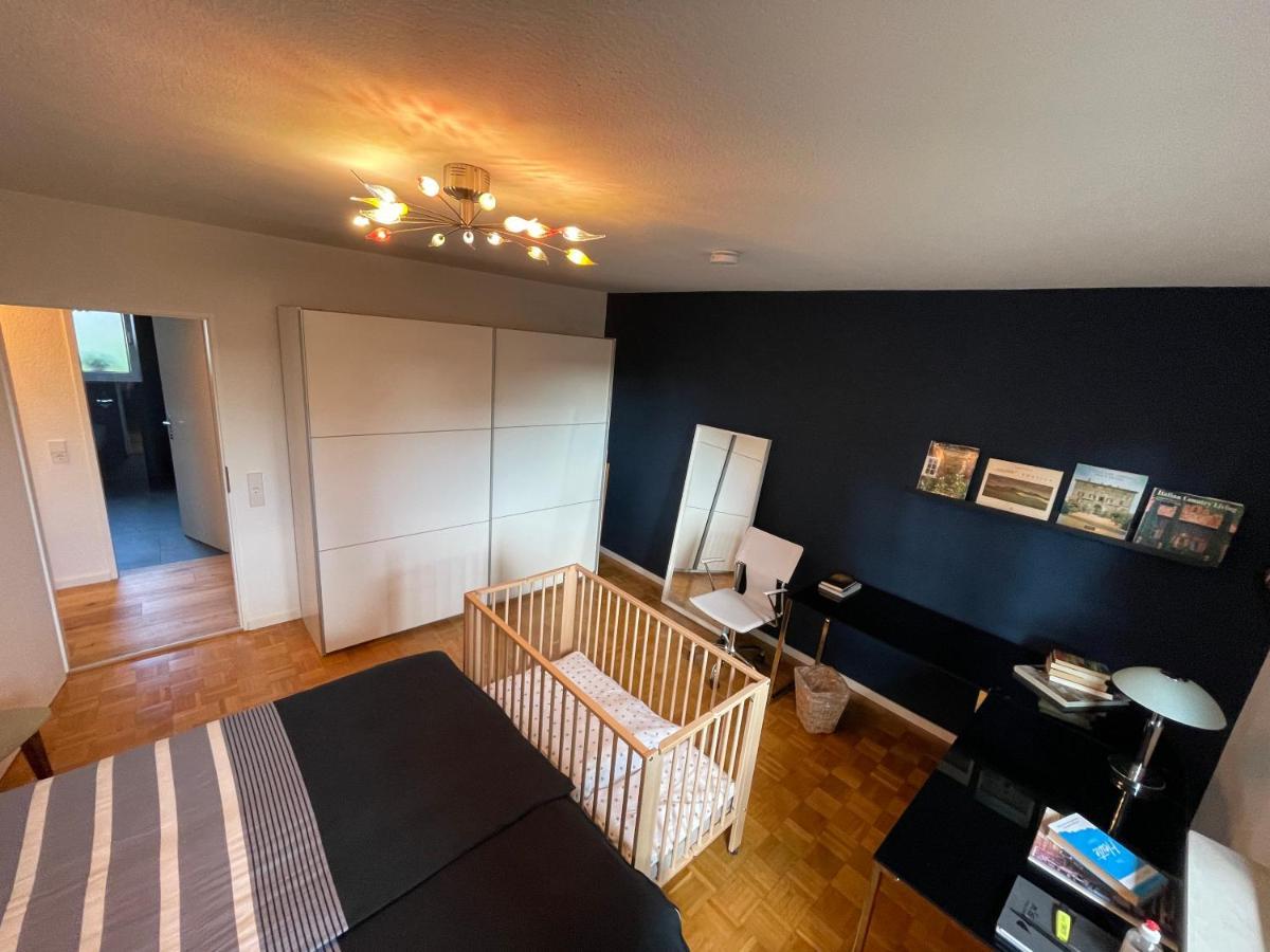 Appartement Region Esslingen - Naehe Messe - Flughafen - Stuttgart - Wohnen Und Arbeiten Auf Zeit In 120M2 Wohlfuehlatmosphaere - Ab 3 Uebernachtungen - Geeignet Fuer 4 Pers Incl Kinder - Beistellbett Moeglich - Kinder Und Tiere Willkommen - Garage F Altbach エクステリア 写真