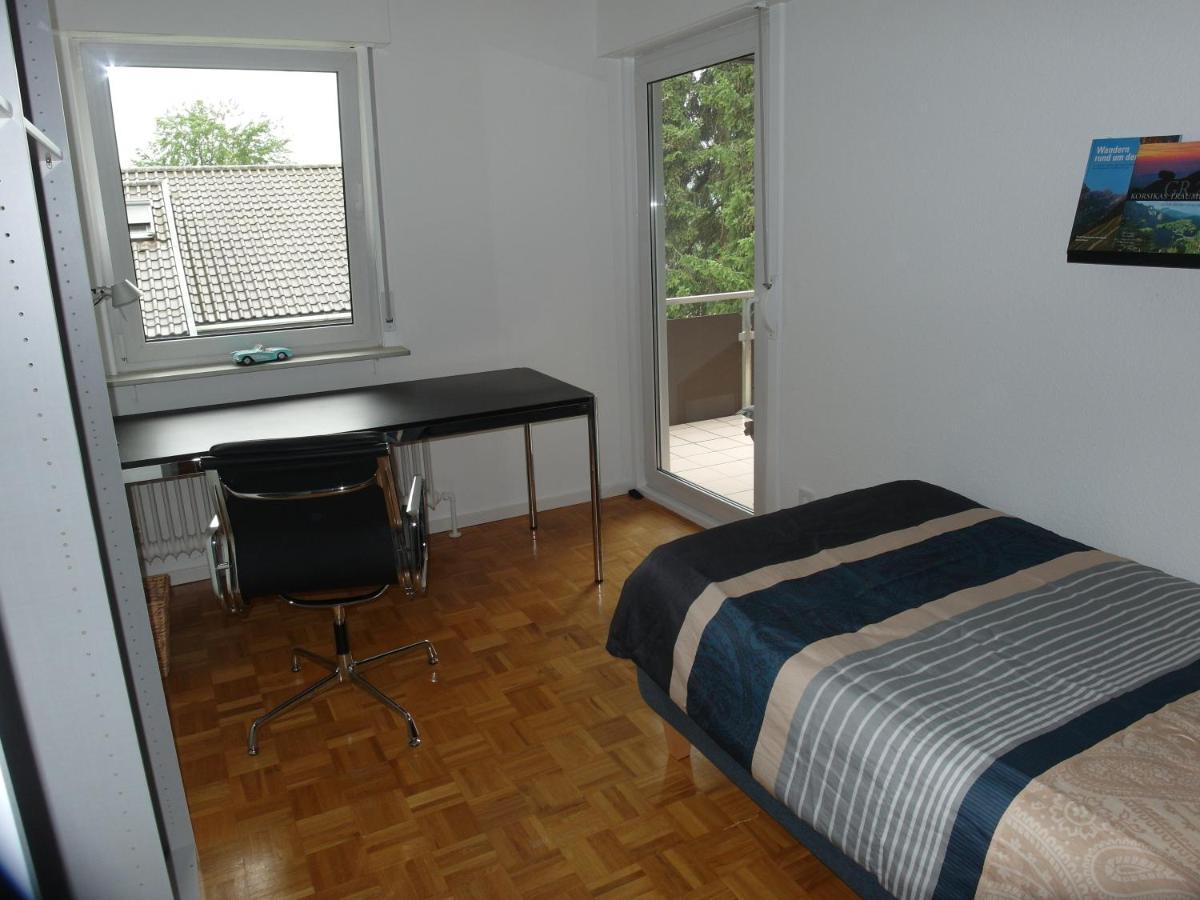 Appartement Region Esslingen - Naehe Messe - Flughafen - Stuttgart - Wohnen Und Arbeiten Auf Zeit In 120M2 Wohlfuehlatmosphaere - Ab 3 Uebernachtungen - Geeignet Fuer 4 Pers Incl Kinder - Beistellbett Moeglich - Kinder Und Tiere Willkommen - Garage F Altbach エクステリア 写真
